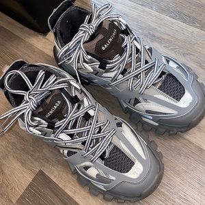 Grey track trainers balenciaga ( with receipt)